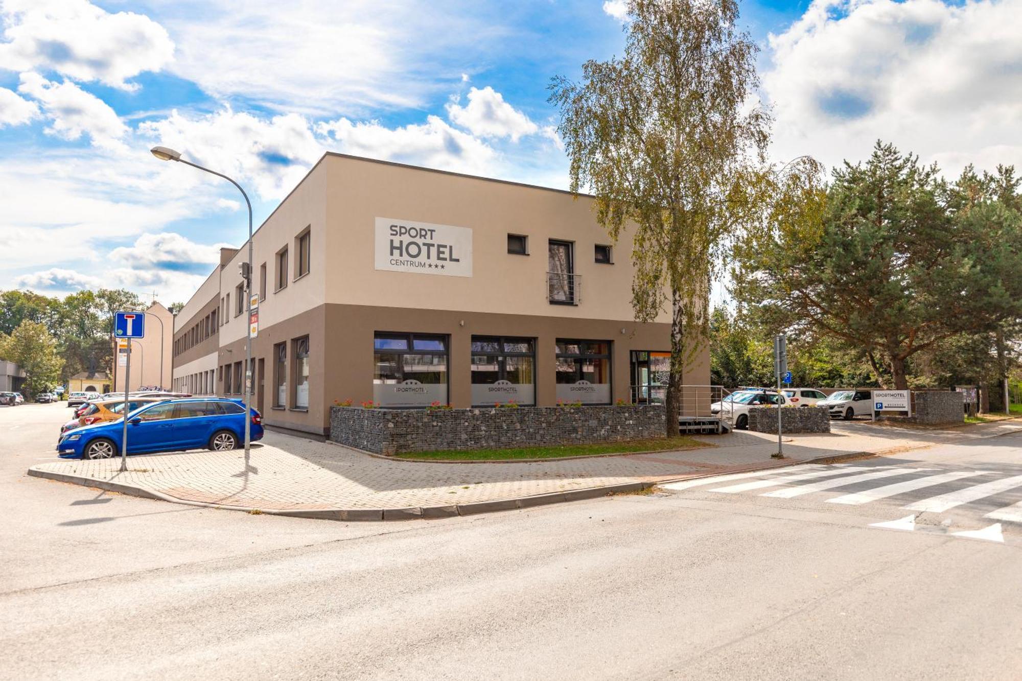 Sport Hotel Centrum Valasske Mezirici Exterior photo
